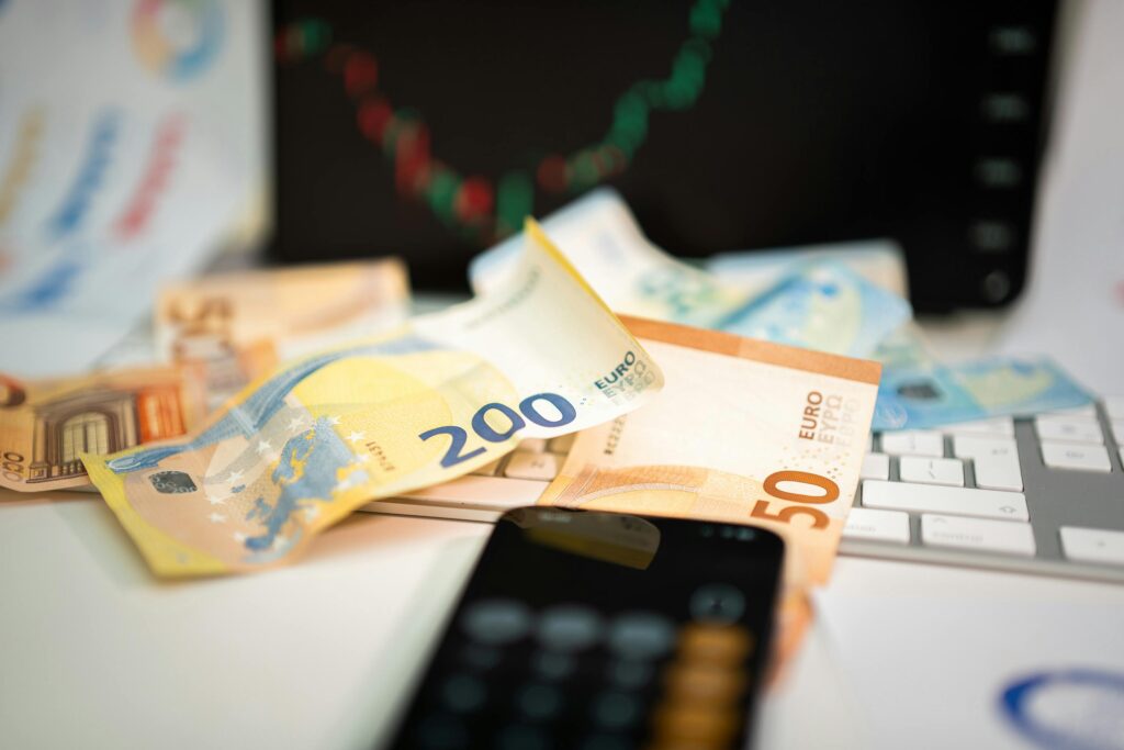 Quel métier rapporte le plus au monde en 2026 ? Salaires réels, secteurs qui dominent et stratégies pour y accéder